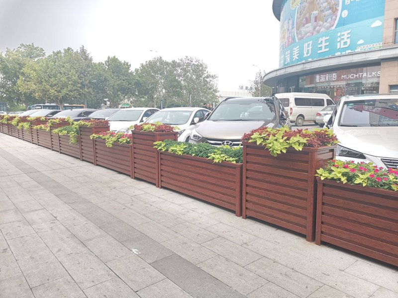 道路隔断护栏的选择攻略